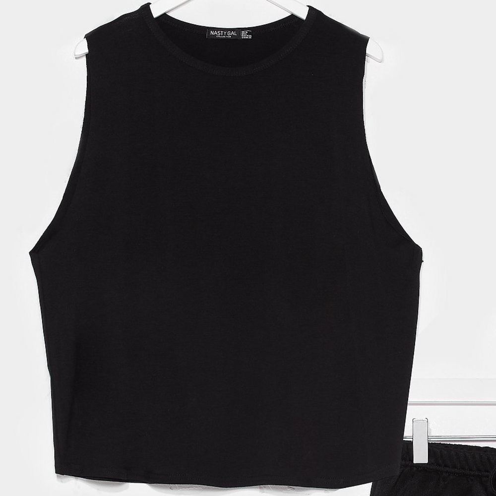 Cut off shirt